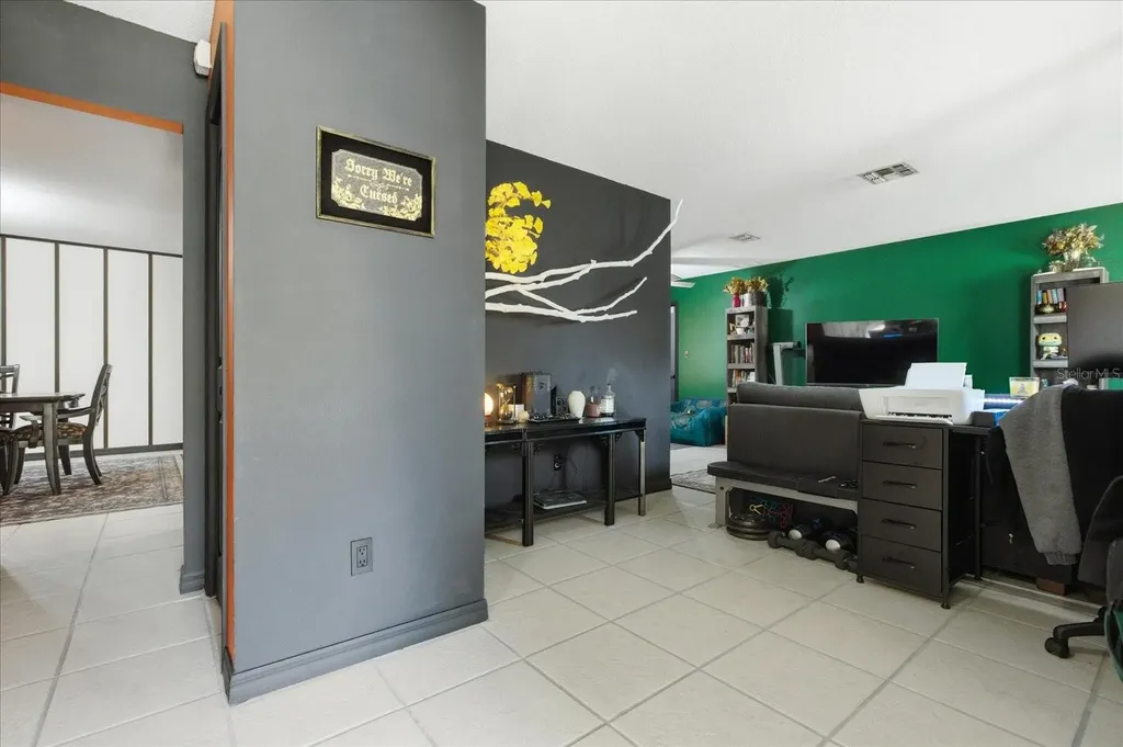 4623 Conway Gardens Road Orlando FL 32806
