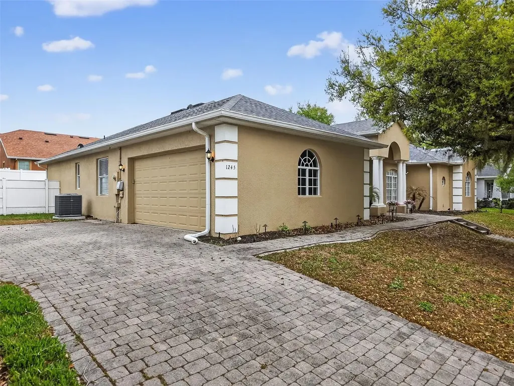 1245 Shorecrest Circle Clermont FL 34711