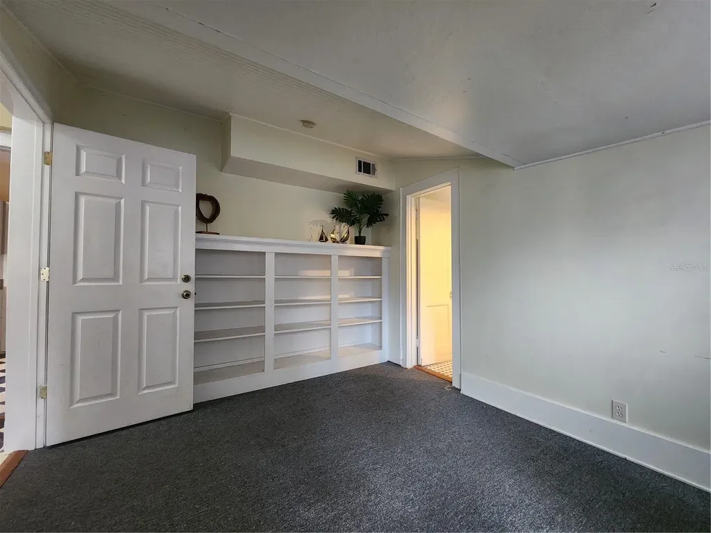 2121 7th Avenue W Bradenton FL 34205