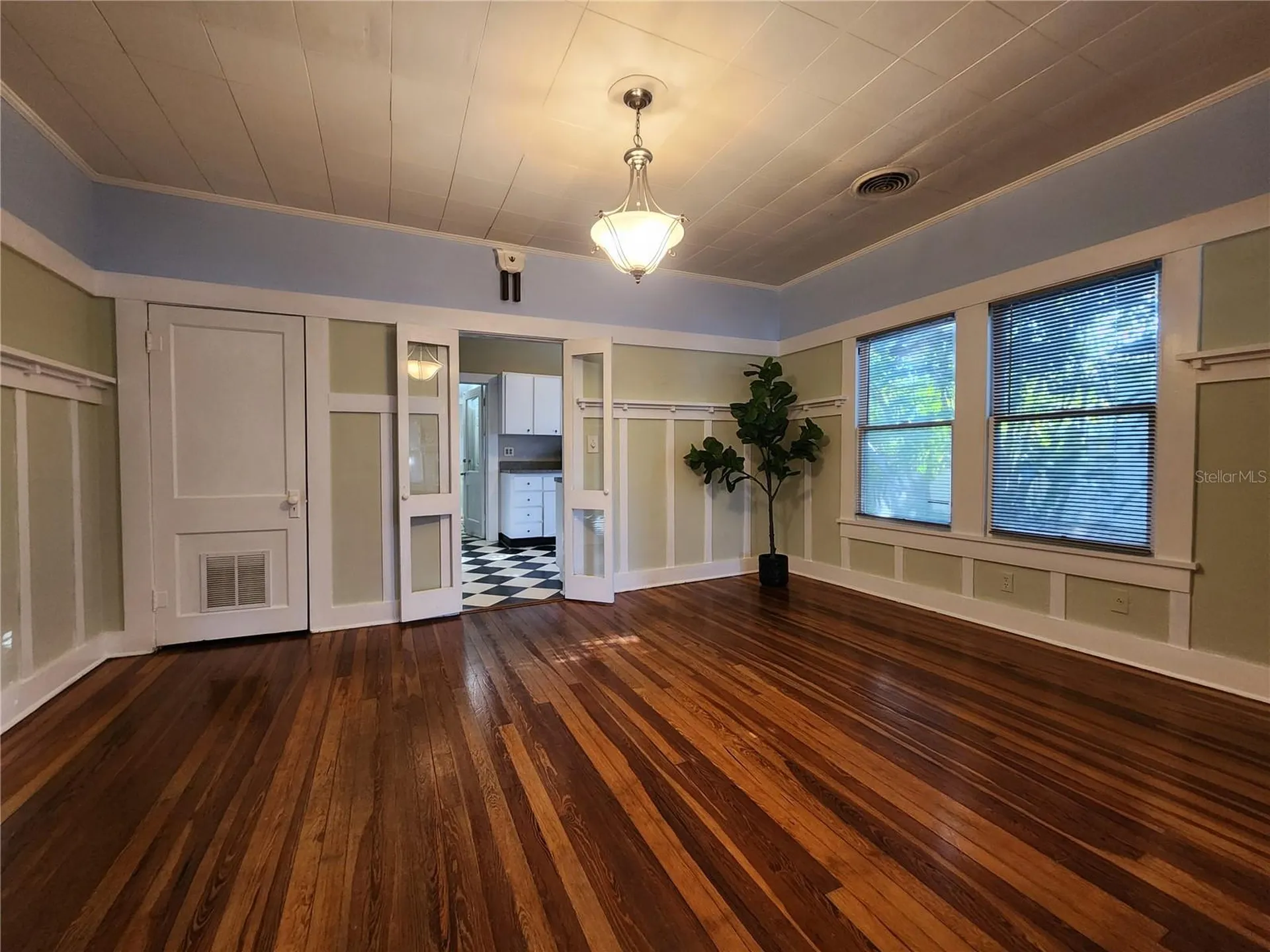 2121 7th Avenue W Bradenton FL 34205
