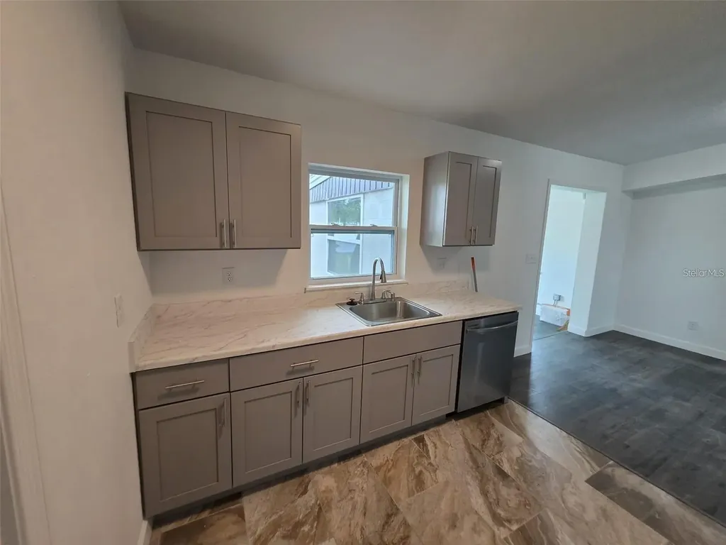 5660 Pecos Street Orlando FL 32807
