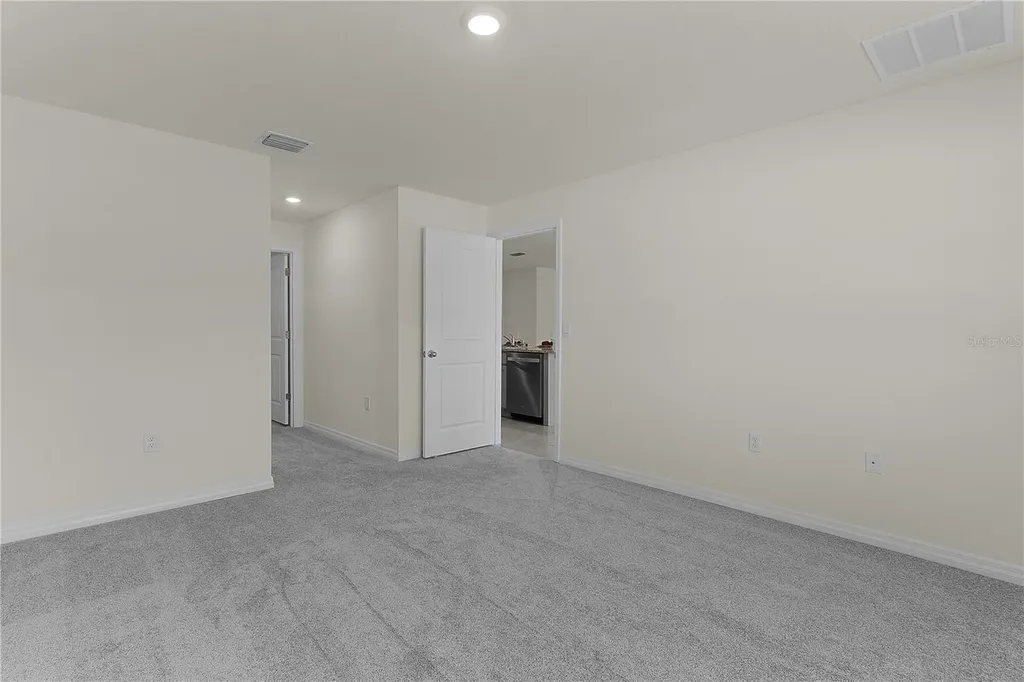 8661 Triumph Circle Wildwood FL 34785