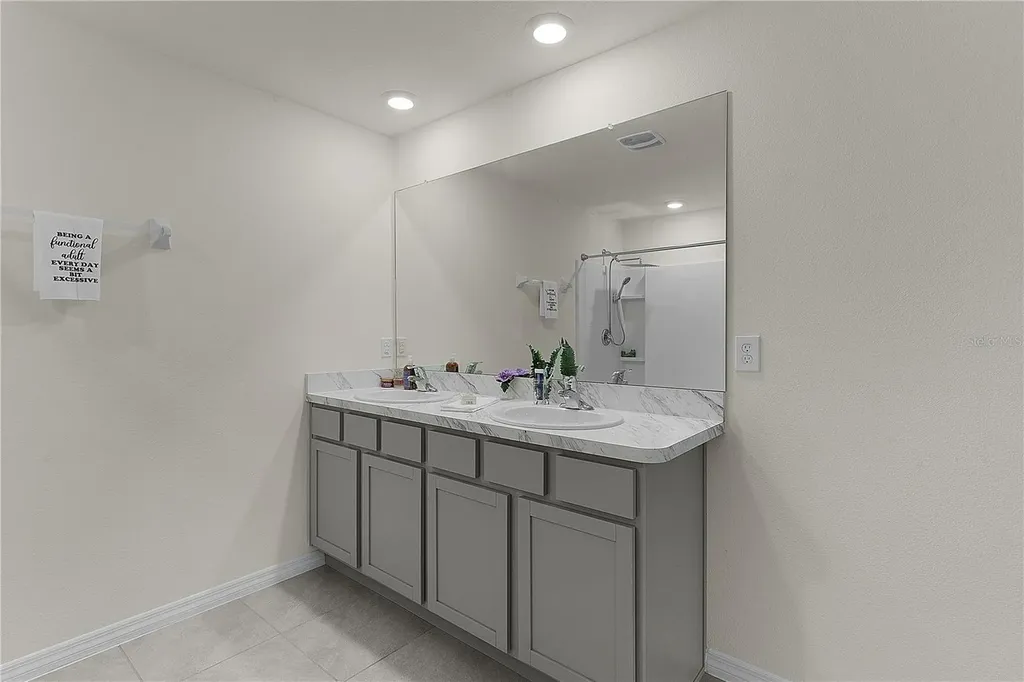 8661 Triumph Circle Wildwood FL 34785