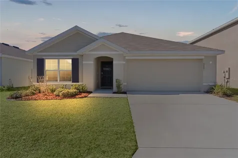 8661 Triumph Circle Wildwood FL 34785