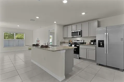 8661 Triumph Circle Wildwood FL 34785