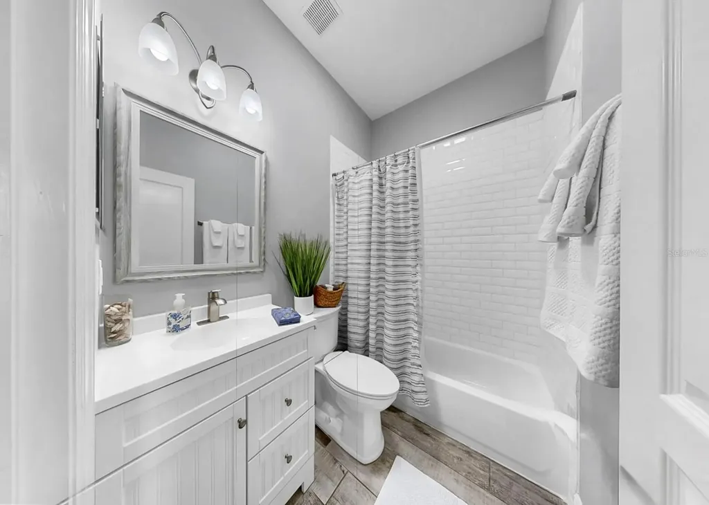 5715 Sea Trout Place Apollo Beach FL 33572