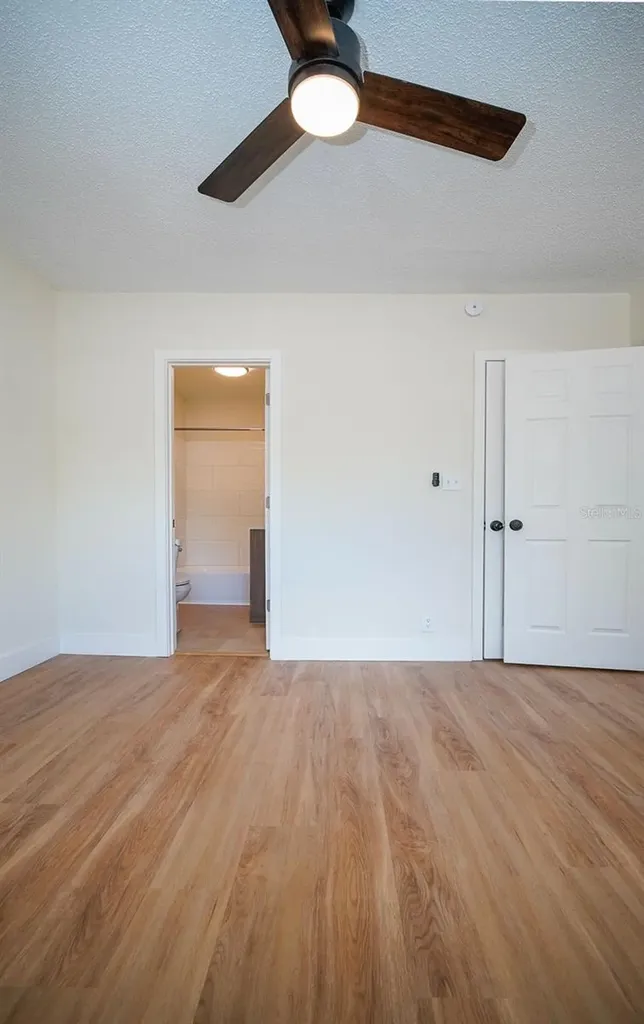546 16th Avenue S St Petersburg FL 33701