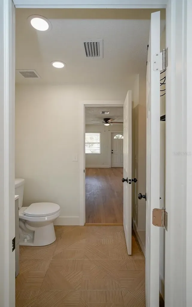 546 16th Avenue S St Petersburg FL 33701