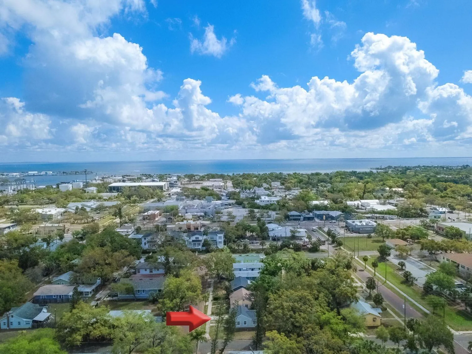 546 16th Avenue S St Petersburg FL 33701