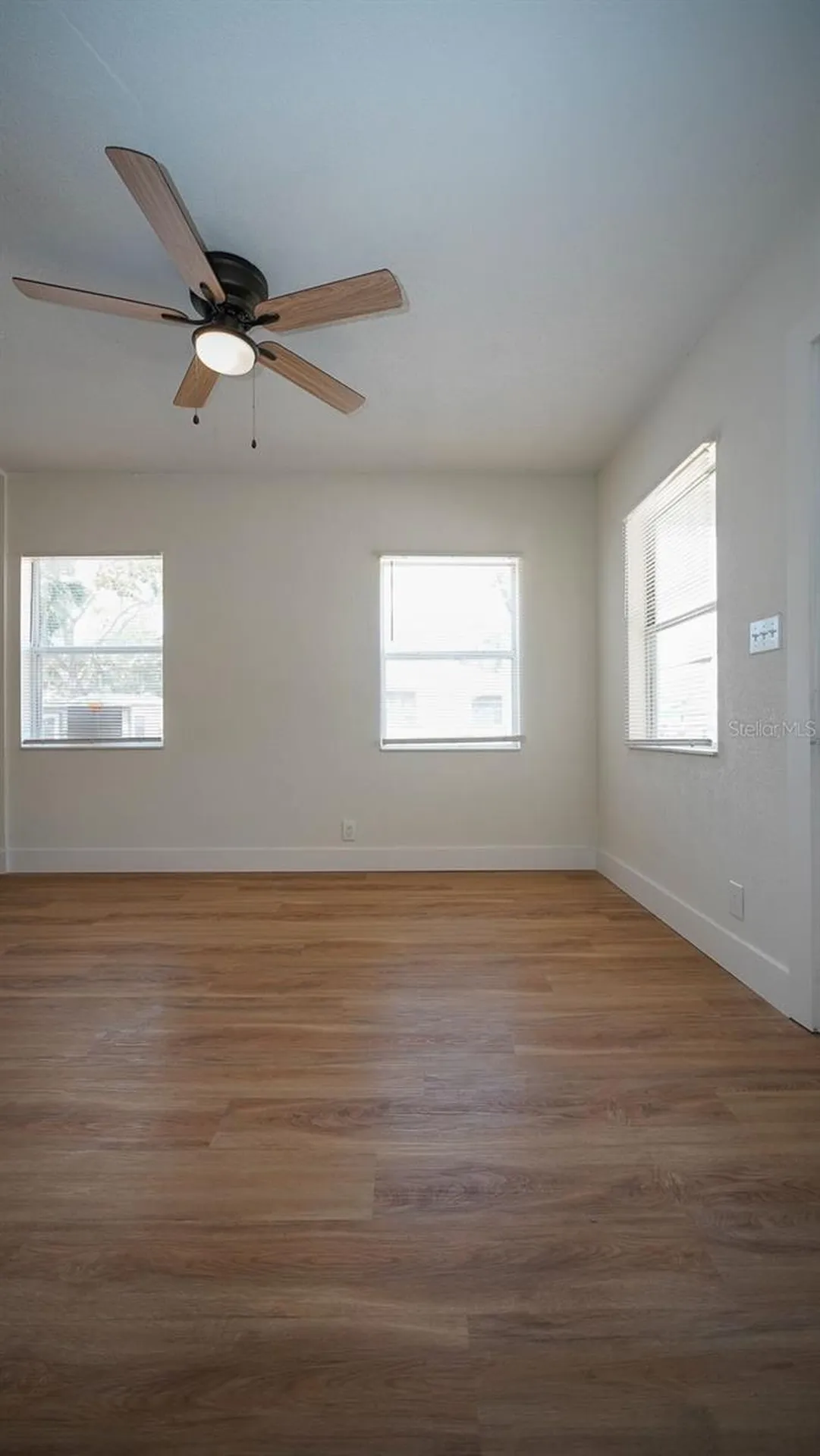 546 16th Avenue S St Petersburg FL 33701