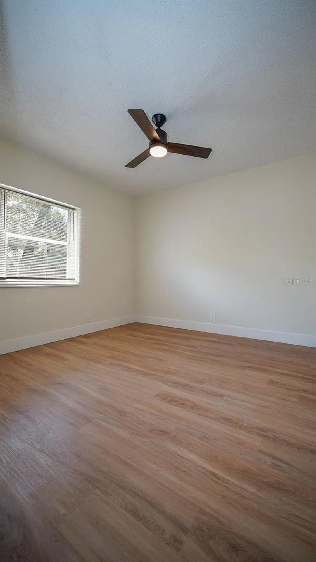 546 16th Avenue S St Petersburg FL 33701