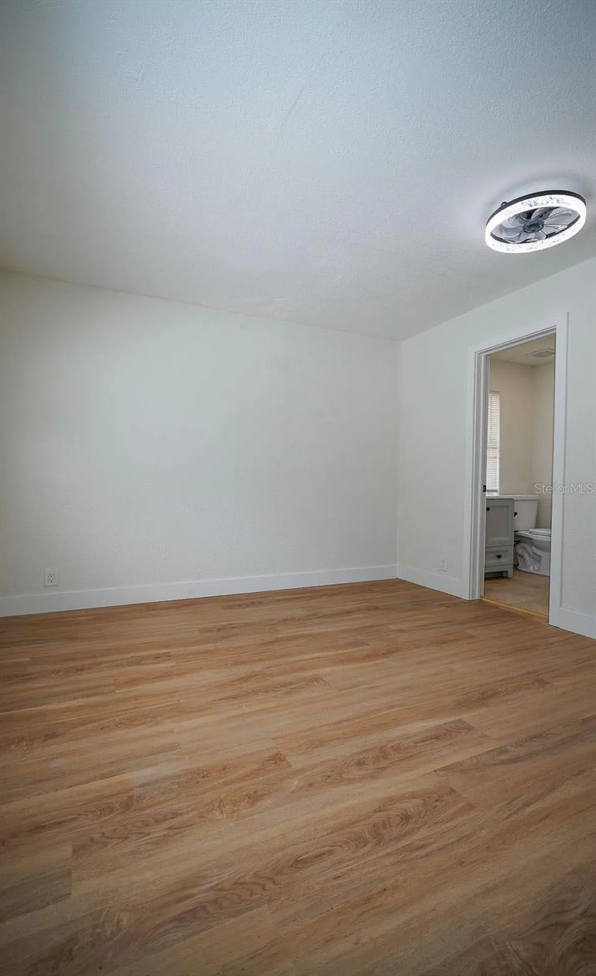 546 16th Avenue S St Petersburg FL 33701