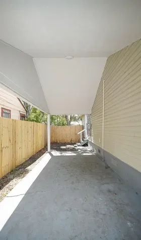 546 16th Avenue S St Petersburg FL 33701
