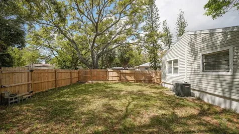 546 16th Avenue S St Petersburg FL 33701
