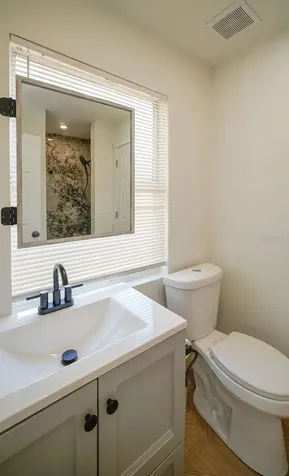 546 16th Avenue S St Petersburg FL 33701