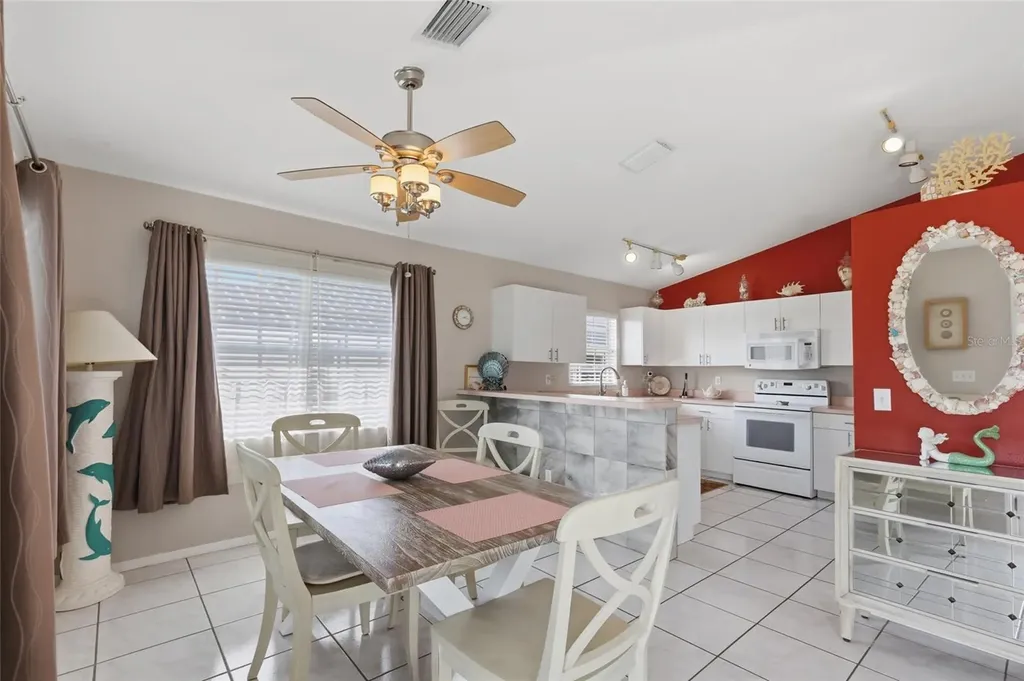 2806 Gulf Drive Holmes Beach FL 34217