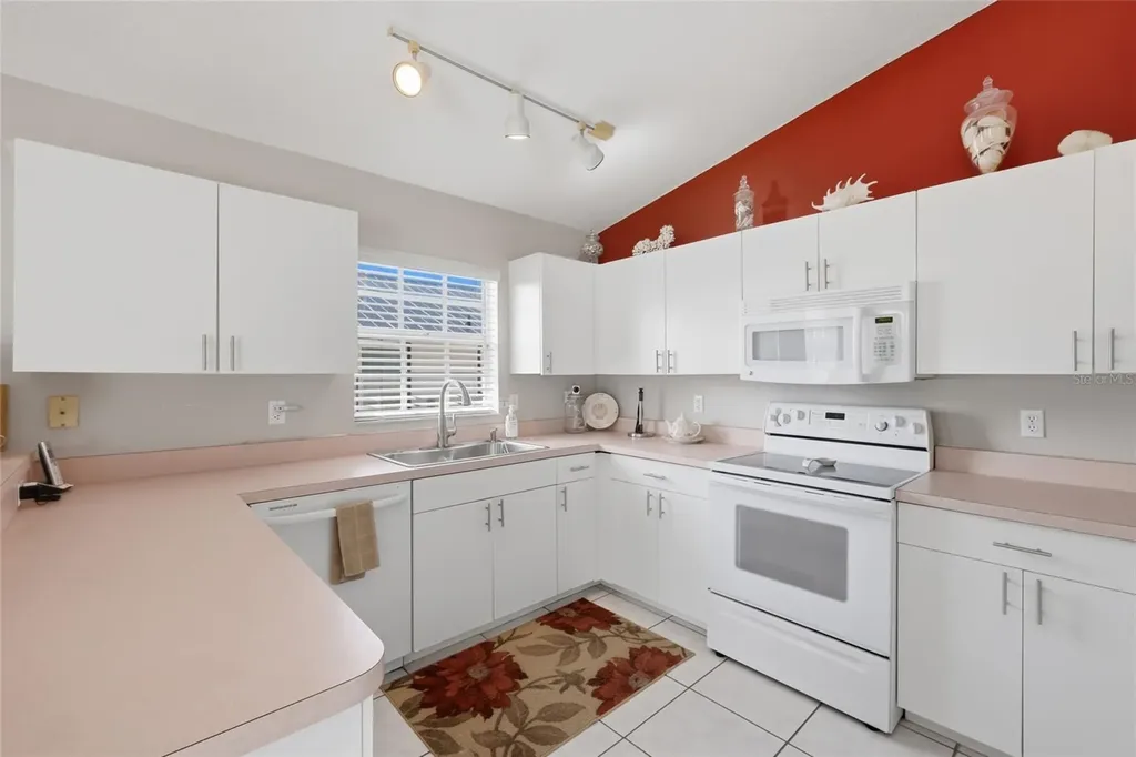 2806 Gulf Drive Holmes Beach FL 34217