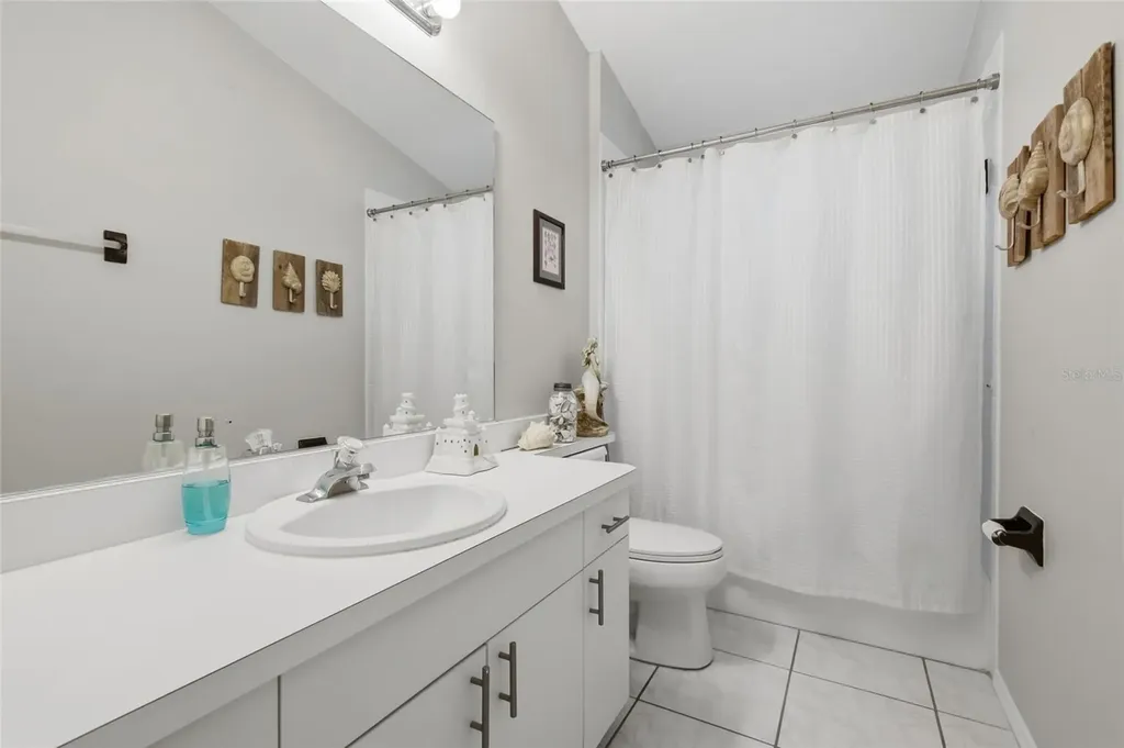 2806 Gulf Drive Holmes Beach FL 34217