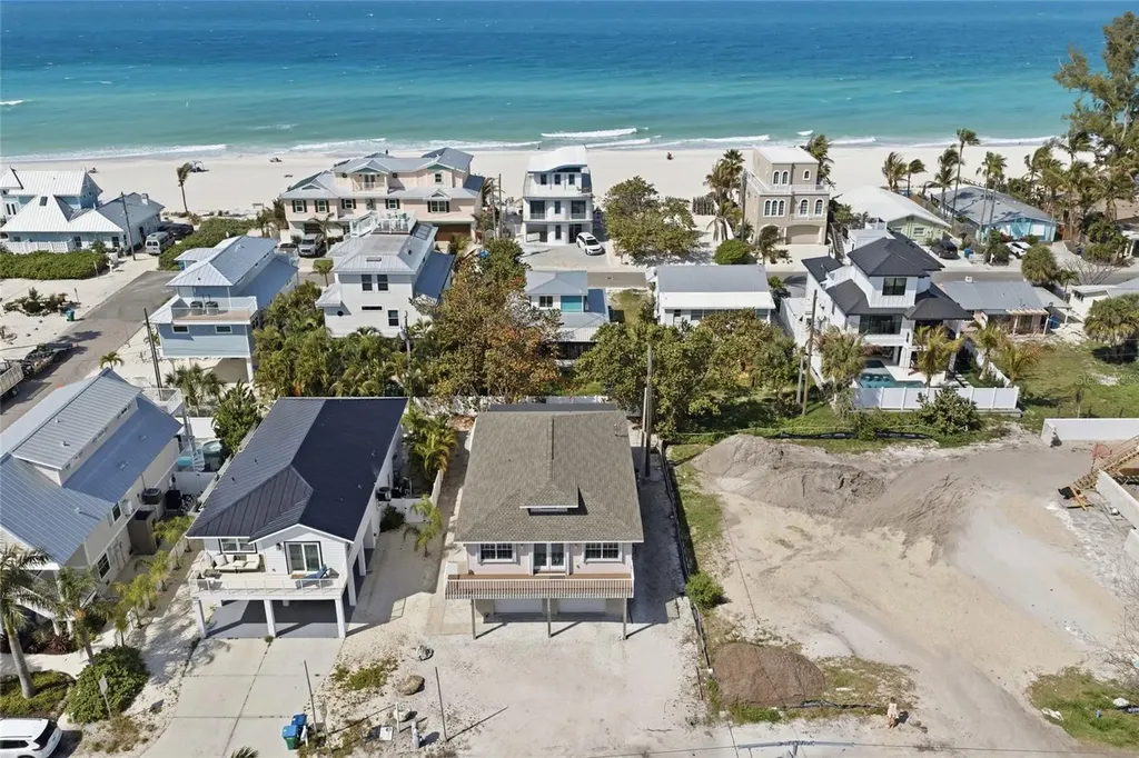 2806 Gulf Drive Holmes Beach FL 34217