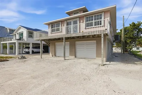 2806 Gulf Drive Holmes Beach FL 34217