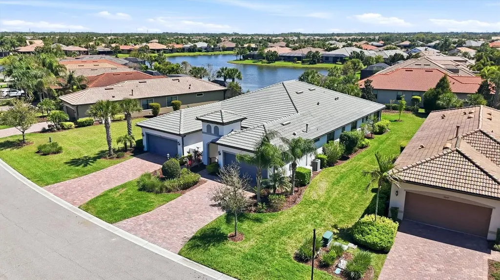 17039 Hampton Falls Terrace Bradenton FL 34202