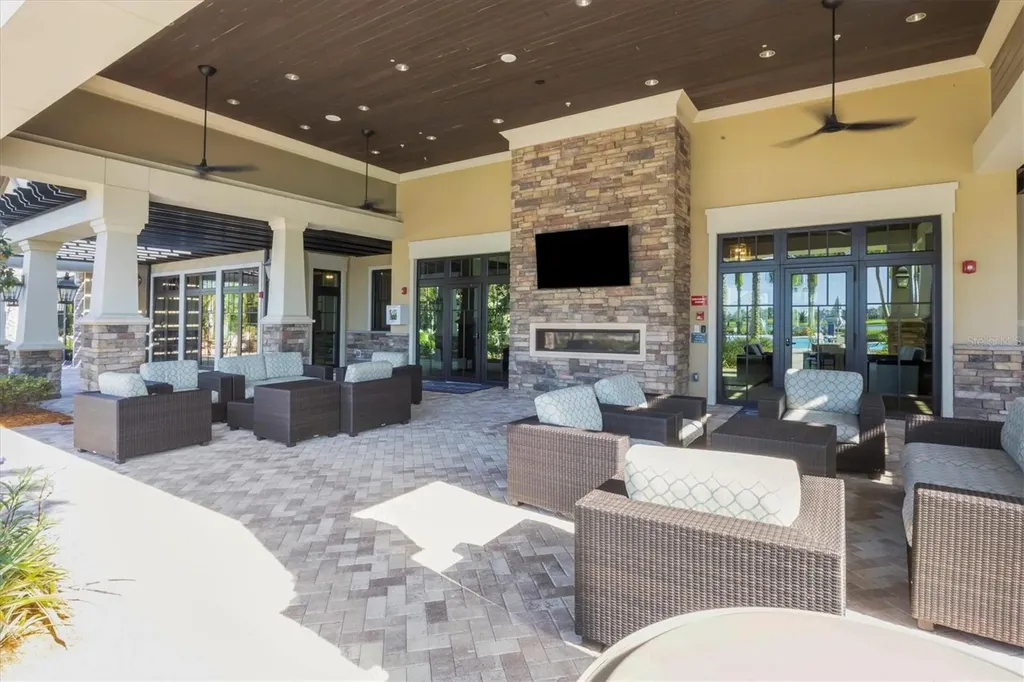 17039 Hampton Falls Terrace Bradenton FL 34202