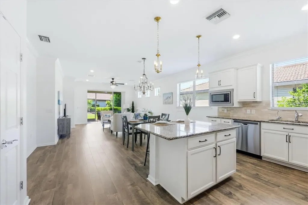 17039 Hampton Falls Terrace Bradenton FL 34202