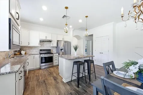 17039 Hampton Falls Terrace Bradenton FL 34202