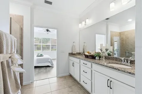 17039 Hampton Falls Terrace Bradenton FL 34202