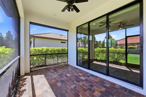 17039 Hampton Falls Terrace Bradenton FL 34202