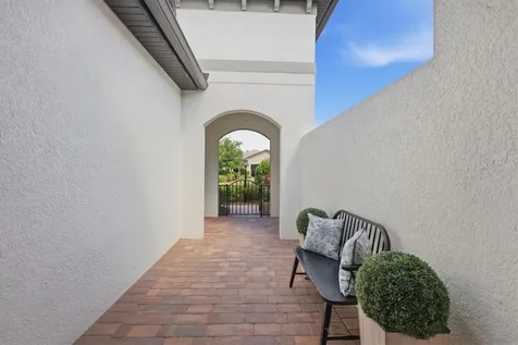 17039 Hampton Falls Terrace Bradenton FL 34202