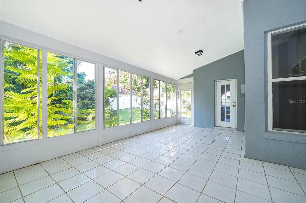 7304 High Lake Drive Orlando FL 32818