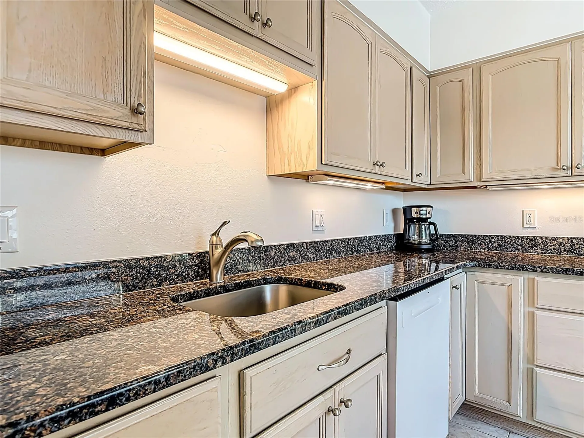 547 N Atlantic Avenue New Smyrna Beach FL 32169