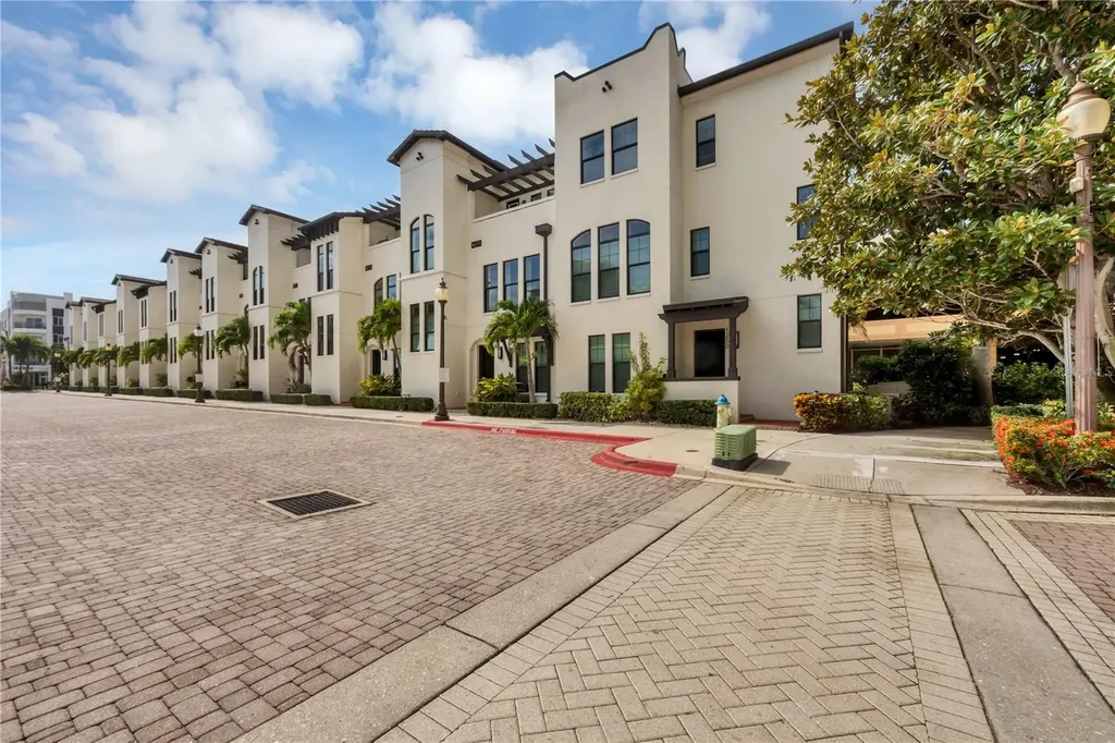 1250 May Lane Sarasota FL 34236