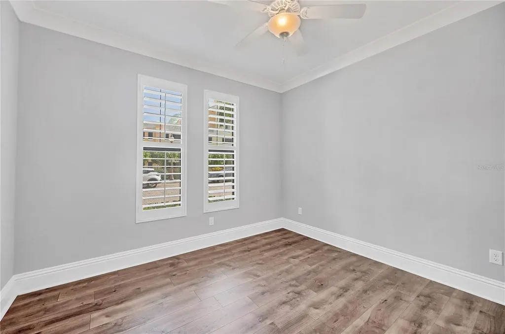 1250 May Lane Sarasota FL 34236