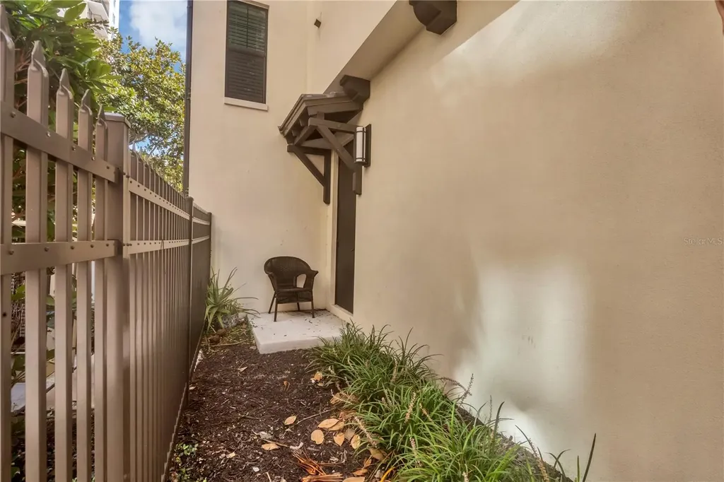 1250 May Lane Sarasota FL 34236