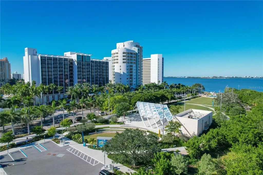 1250 May Lane Sarasota FL 34236