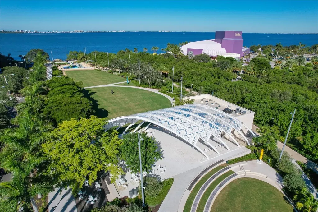 1250 May Lane Sarasota FL 34236