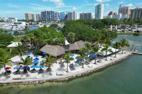 1250 May Lane Sarasota FL 34236