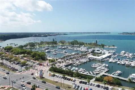 1250 May Lane Sarasota FL 34236