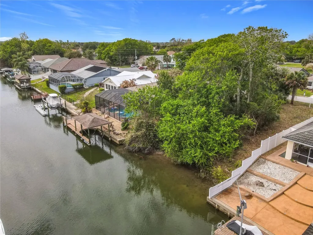 26 Comanche Court Palm Coast FL 32137