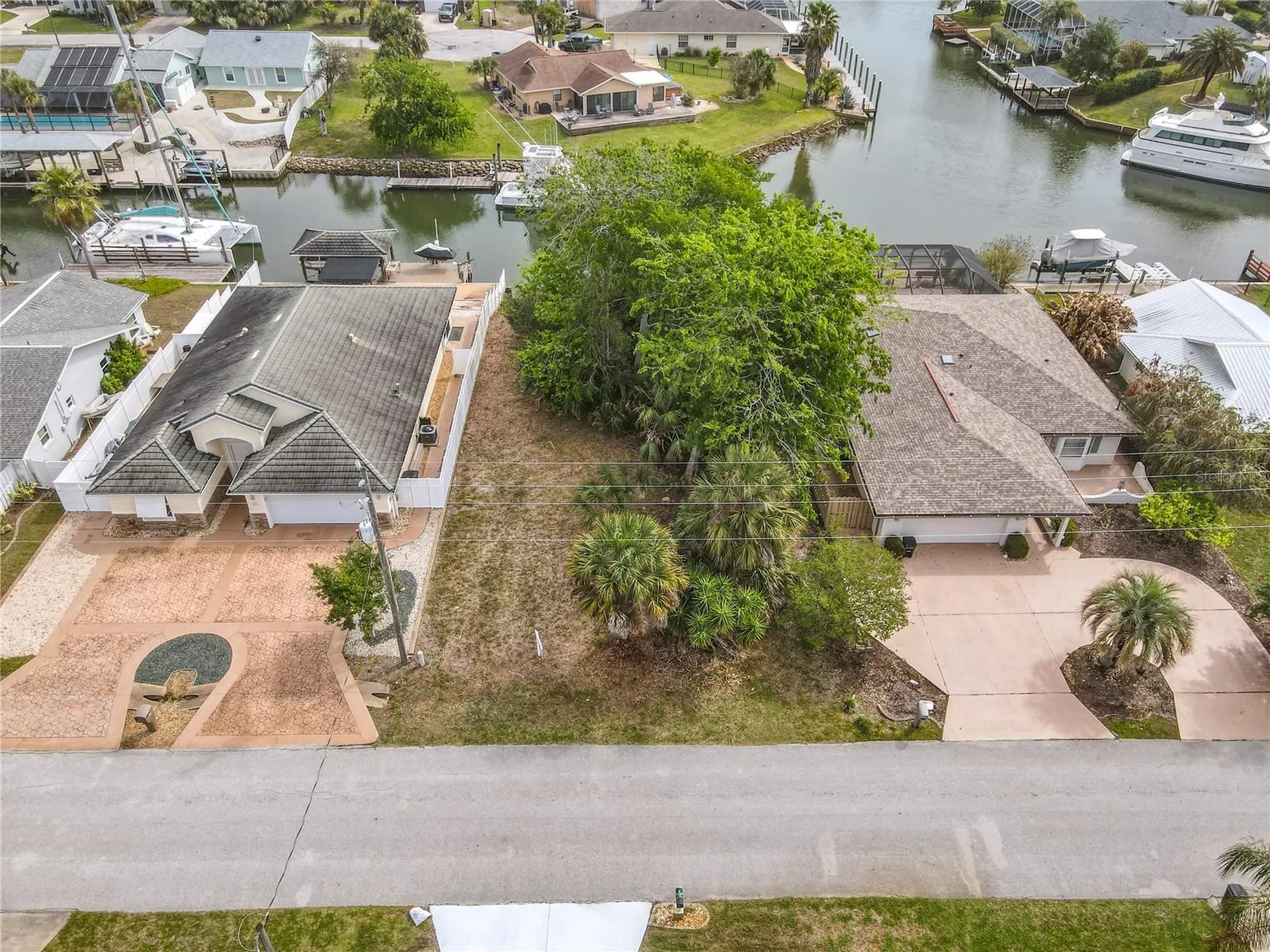 26 Comanche Court Palm Coast FL 32137