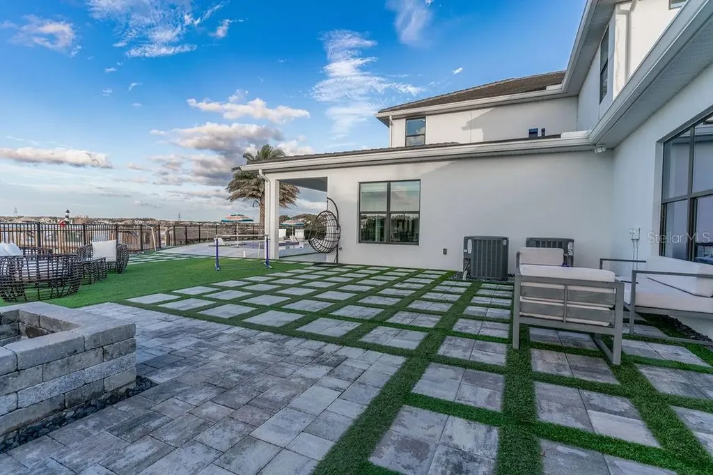 7701 Summerlake Pointe Boulevard Winter Garden FL 34787