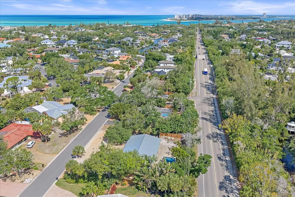 611 Venice Lane Sarasota FL 34242