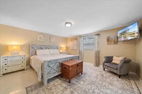 611 Venice Lane Sarasota FL 34242