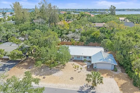 611 Venice Lane Sarasota FL 34242