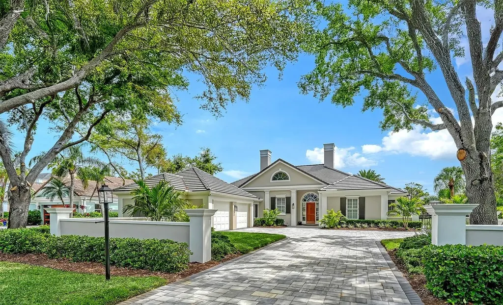 228 Saint James Park Osprey FL 34229