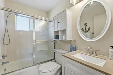 2445 Flamingo Boulevard Bradenton FL 34207