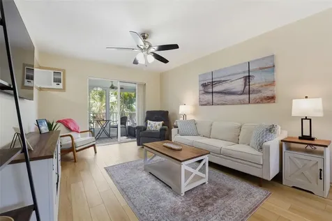 2445 Flamingo Boulevard Bradenton FL 34207