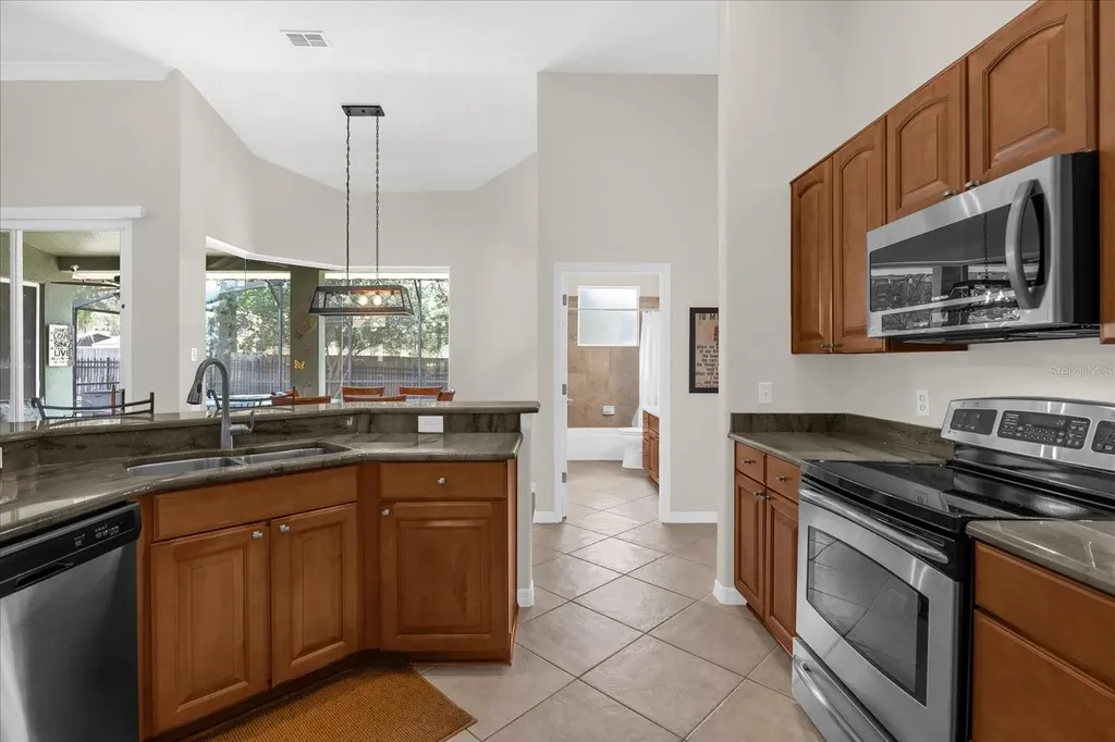 618 Statenville Court Ocoee FL 34761